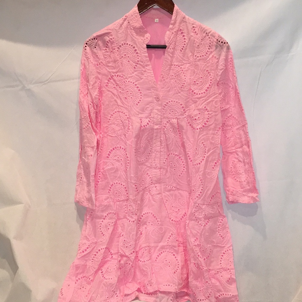 NIB Women’s Pink Eyelet V-Neck Tunic Top swim cover-up | M